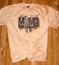 Load image into Gallery viewer, Halloween Mama Leopard