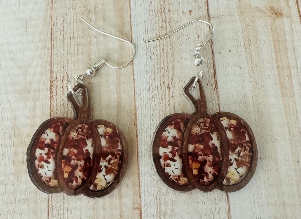 Pumpkin with flakes dangle earring