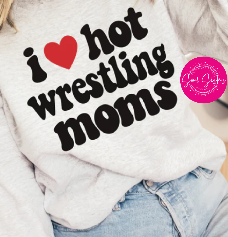 I ❤️ HOT MOMS and SPORTS MOMS