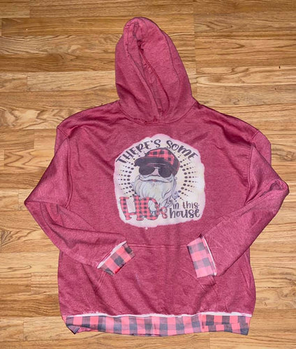 YOUTH There's some hos in this house SANTA