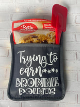 Load image into Gallery viewer, Teacher oven mitt