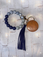 Load image into Gallery viewer, Wristlets