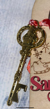 Load image into Gallery viewer, Santa&#39;s Magic Key and Door Hanger