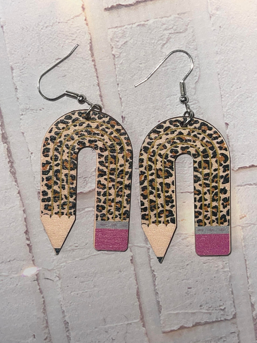 Pencil leopard earring